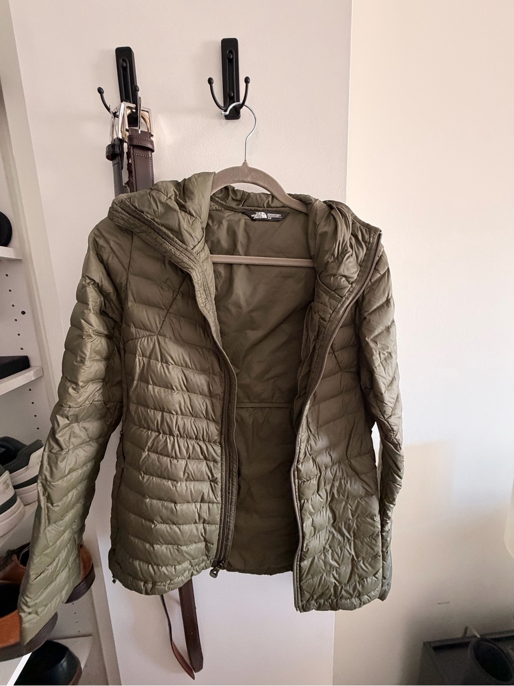 North Face women’s puffer green
